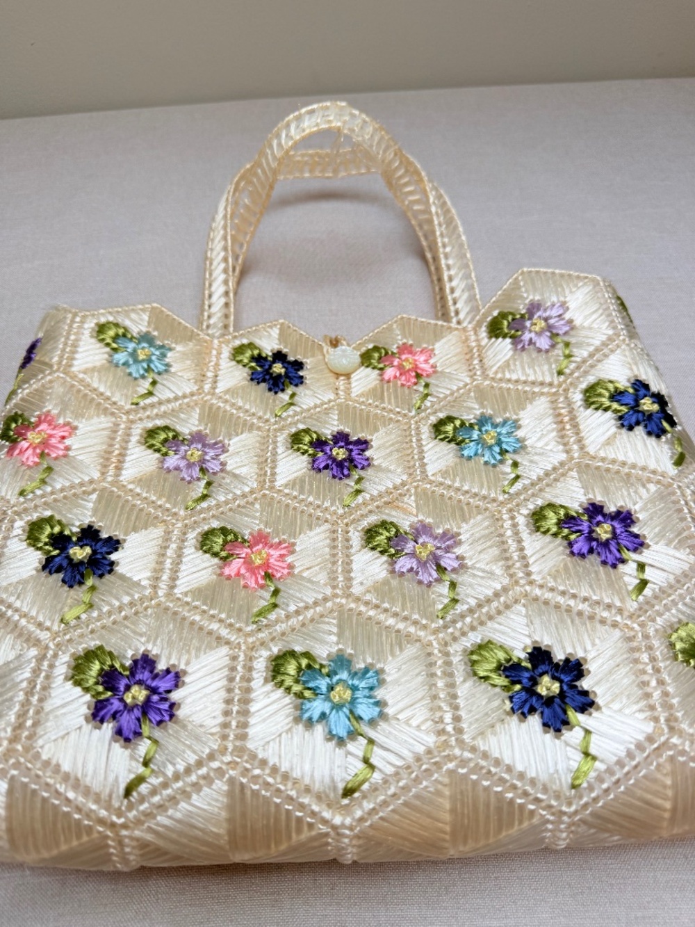 Vintage 60s Raffia Floral Tote Bag With Flowers